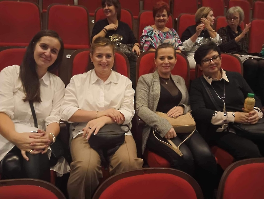 Wycieczka do Teatru Muzycznego w Łodzi pracowników i emerytów naszego przedszkola_3